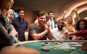 Antarmuka taruhan Live Blackjack dengan tombol kontrol